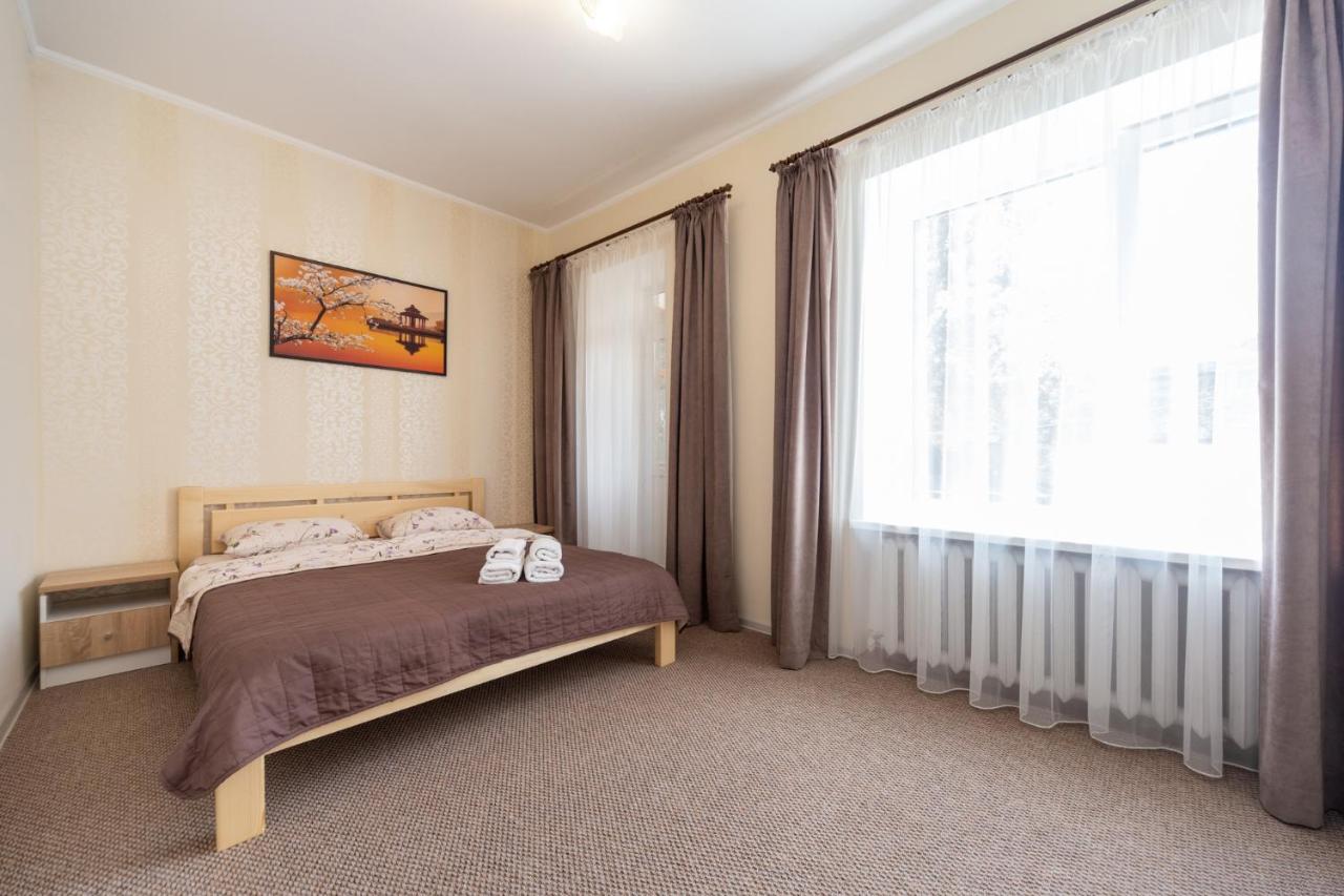 Apartment Center Of Odessa Exterior foto
